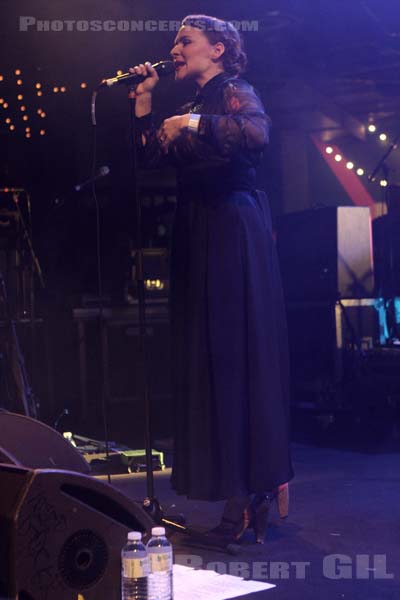 EMILIANA TORRINI - 2014-11-24 - PARIS - Trabendo - 